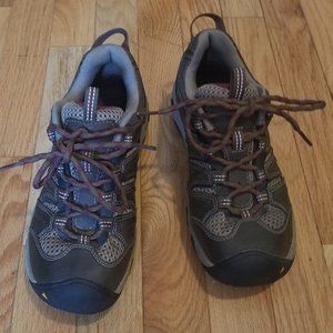 EUC Keen Koven women's hiking shoes